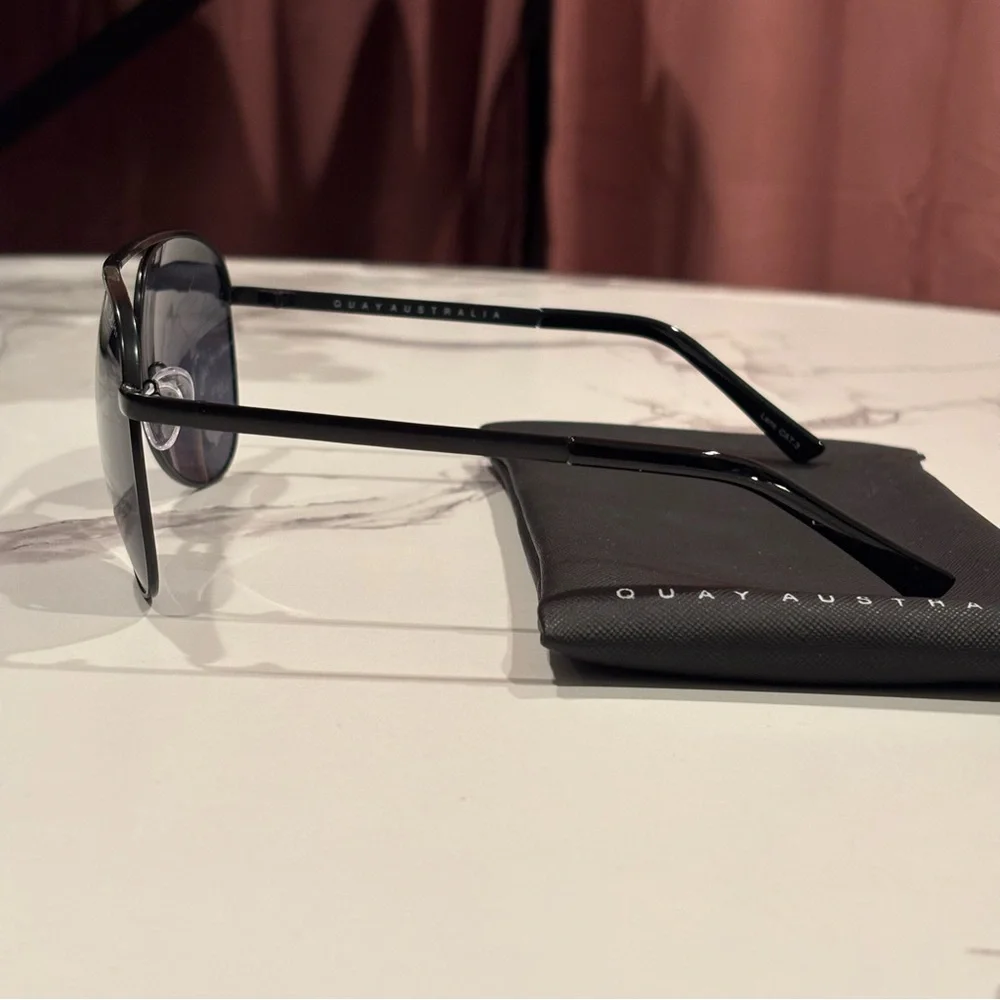 Quay Australia Dark Aviator Sunglasses - Picture 5 of 10